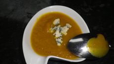 Velouté de fenouil épicé au roquefort