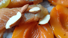 Perche et saumon aux abricots secs