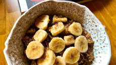 Crumble de boudin et banane aux spéculos