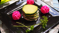 Mille feuilles de courgettes aux rillettes de thon