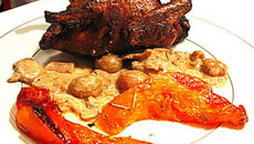 Pigeons flambés et potiron caramélisé