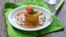 Petits flans aux courgettes, bacon et Ketchup