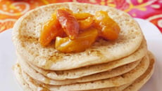 Pancakes à la Fruitée Intense Abricot et poêlée d'abricots