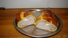 Filet mignon de cochon en croûte au tartare