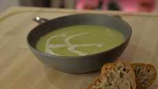 Soupe pommes de terre et poireaux