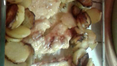 Escalope de dinde gratinée au Comté accompagné d'une poêlée de pommes de terre