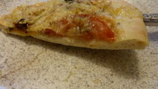 Pizza camembert chorizo et boursin au poivre