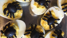 Oeufs mimosa d'Halloween