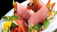 Petits cornets de jambon aux légumes grillés