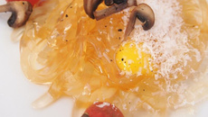 Ma participation au concours Ariaké - Tagliatelles de bouillon, pecorino et tomates juteuses ...