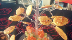Tapas de blinis au thon et fromage blanc