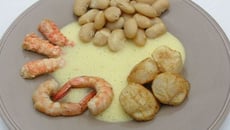 Sabayon Fruits de la Passion aux Saint-Jacques, Langoustines & Haricots de Soissons