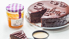 Sacher Torte à la confiture d'abricots Bonne Maman