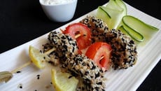 Brochettes de lotte aux deux sésames