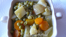 Jardinière de légumes printanière colorée