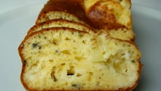 Cake mozzarella et sauge
