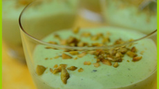 Crémeux pistache, compotée de poires
