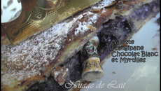 Galette des rois chocolat blanc, myrtilles et frangipane