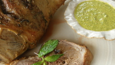 Gigot d'agneau salsa menthe verte
