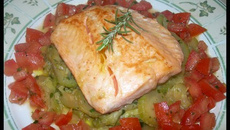 Saumon de maître Taka sur son lit de courgettes fondantes