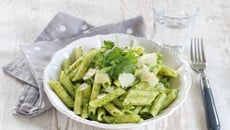 Pâtes au pesto de roquette et amandes