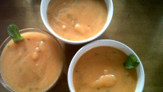 Gaspacho au melon et menthe
