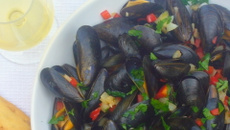 Moules et poivron rouge à la plancha