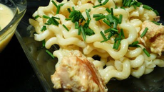 Fusilli lunghi au saumon et sauce safranée