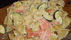 Farfalles saumon et courgettes