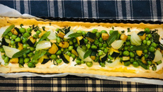 Tarte salée facile aux légumes de printemps