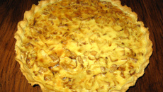 Tarte à l'oignon à la béchamel
