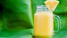 Cocktail Springtime à l'ananas, à la pêche et à la coco