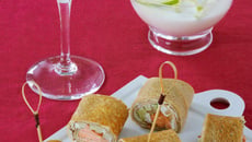 Wraps de crêpes au saumon laqué au cidre, rémoulade de pommes Granny