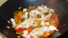 Sauté de flétan aux poivrons