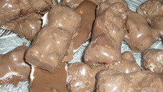 Nounous à la guimauve, au chocolat Kinder et à la pralinoise
