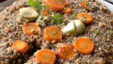 Galette de quinoa aux carottes et poireaux