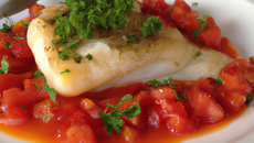 Cabillaud froid à la vinaigrette de tomate