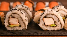 Makis californiens surimi et avocat