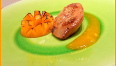 Foie gras chaud à la mangue