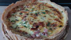Quiche Lorraine traditionnelle sur sa pâte brisée maison