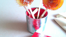 Sucettes de pommes glacées