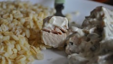 Saumon et champignons à la crème de ciboulette