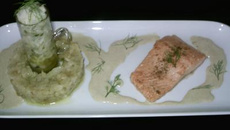 Truite poêlée, fenouil en tombée et en salade croquante, crème de moules