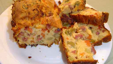 Cake sans gluten jambon de canard olives