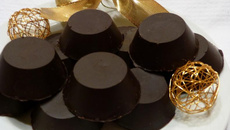 Chocolat fourré, à la crème caramel au beurre salé aux noix
