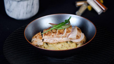 Blancs de poulet aux épices et polenta