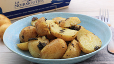 Cocotte lutée à la primeur et ses langoustines