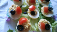 Œufs mimosa, crème au thon