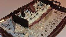 Bûche macarons et trois chocolats