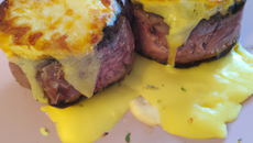 Filet mignon en habit de parme